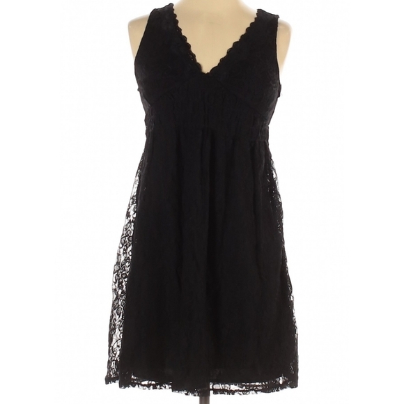Xhilaration Dresses & Skirts - Xhilaration lace little black cocktail dress SMALL